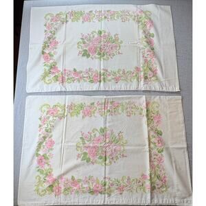 Set 2 Vintage Tastemaker Standard Pillowcases Floral Pink & Cream Cottagecore